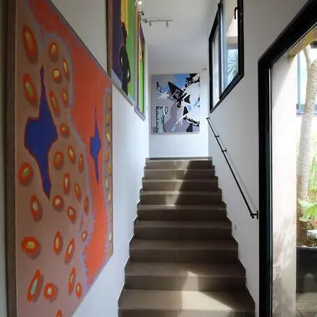 Deena, A 600m De La De Gigaro Villa *
